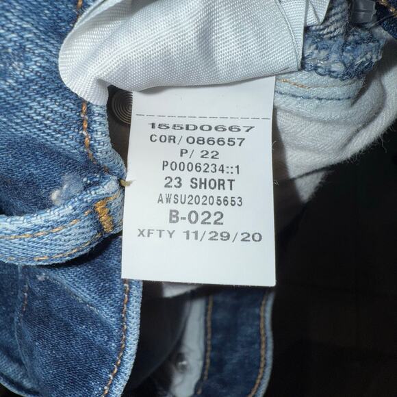 Abercrombie & Fitch High Rise Distressed Blue Denim Mom Jeans Women’s Size 23 - Picture 3 of 6